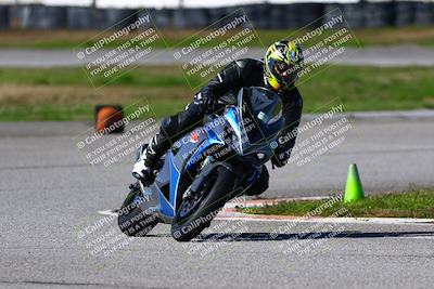 media/Jan-21-2023-Fastrack Riders (Sat) [[fcf3f88a30]]/Level 1-RDS/Session 3 Turn 6-Mountian Shot/